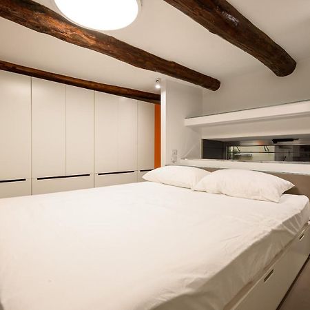 Riviera Di Chiaia 155 Appartement Napels Buitenkant foto